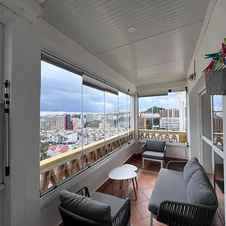Costa Apartment *
